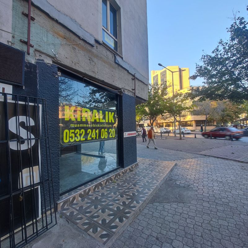 Konya / Selcuklu / Nisantasi / YahyaCavus 1/Dukkan