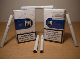 L&M LIGHT FILTER 200`S