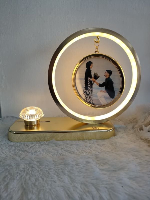 Circle Swing  LED Lamp