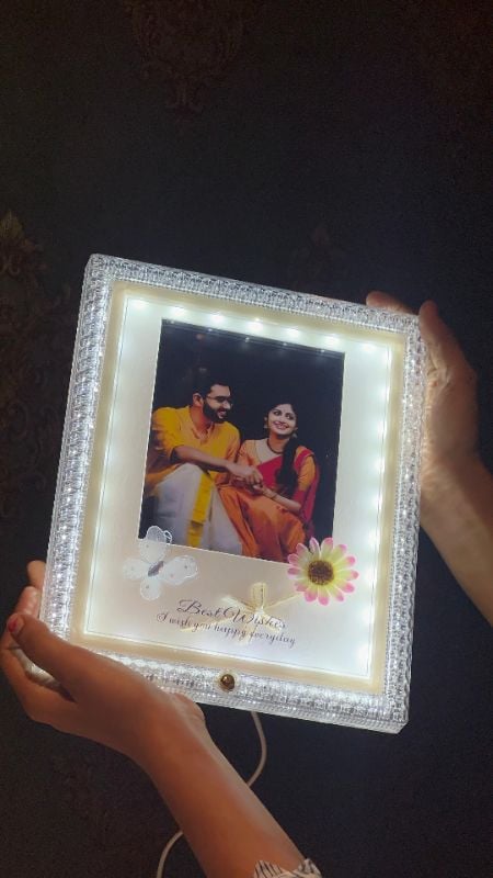 Single Flower LED Frame