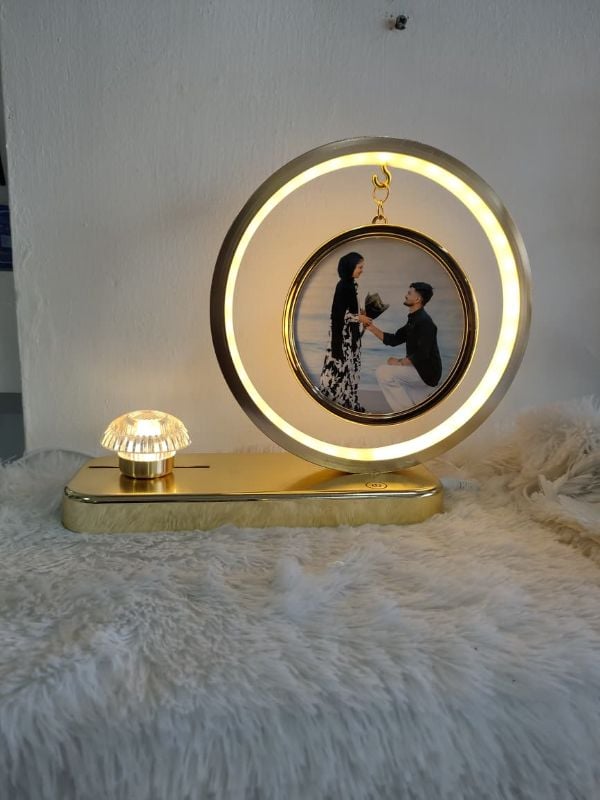 Circle Swing  LED Lamp