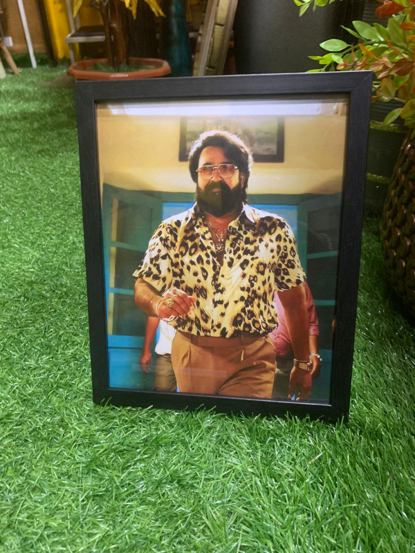 10×8 NORMAL BLACK FRAME