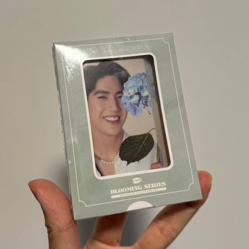 SEA | BLOOMING SERIES EXCLUSIVE PHOTOCARD SET
