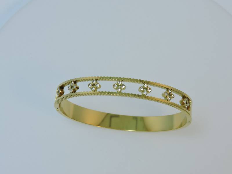 Love Bangle 1