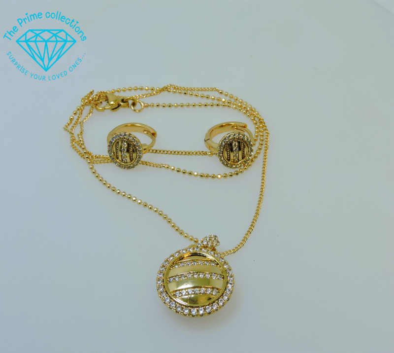 Pendant set 8