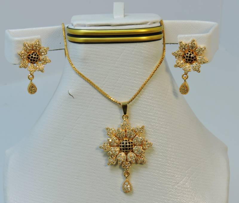 Pendent set 4