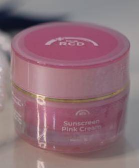 SUNSCREEN PINK
