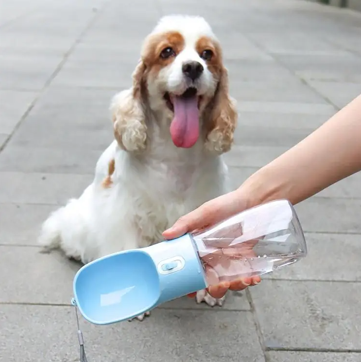 Botella con bebedero portátil mascotas