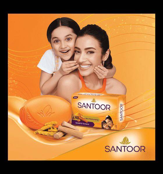 Santoor Sandal & Turmeric Bath Soap [P4] 600g