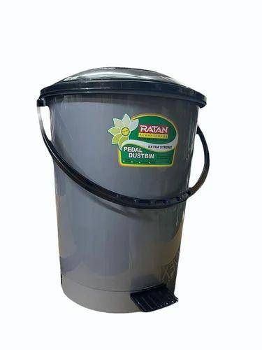 Ratan Pedal Dustbin