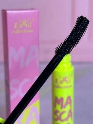 PESTAÑINA SUPER BLACK