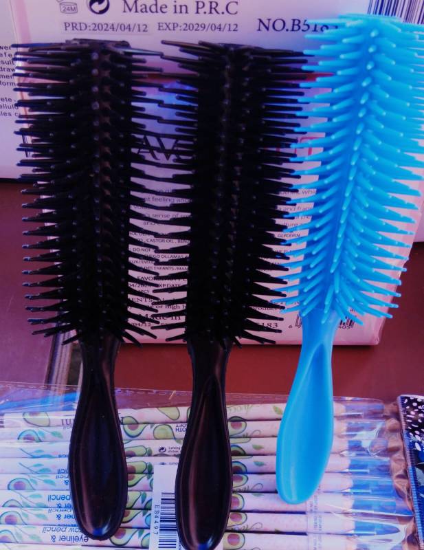 Cepillo Plastico