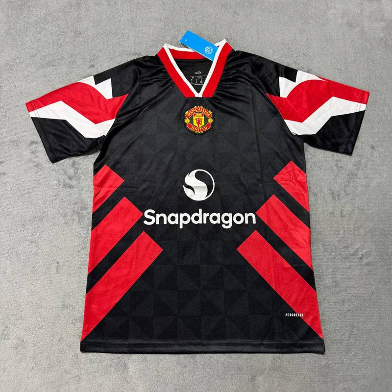 Manchester United Red Devils image 2