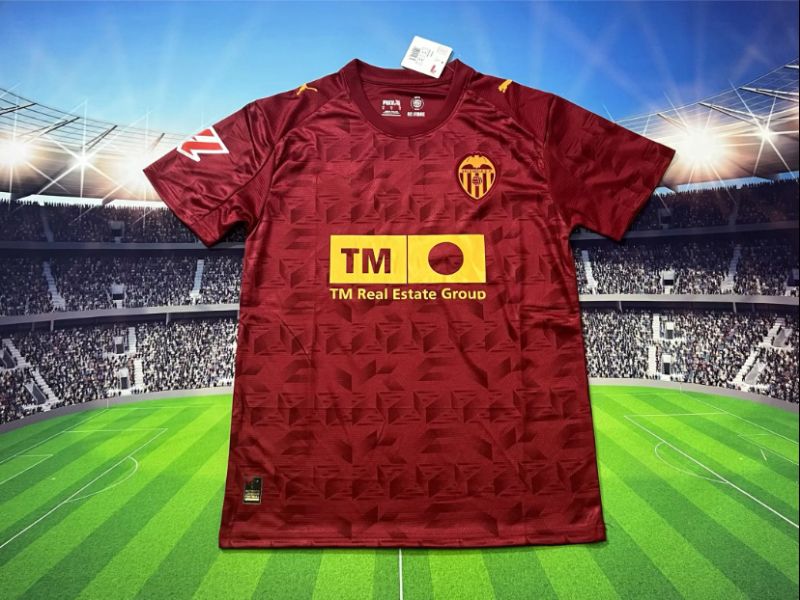 Valencia CF Season 25/26 image 3