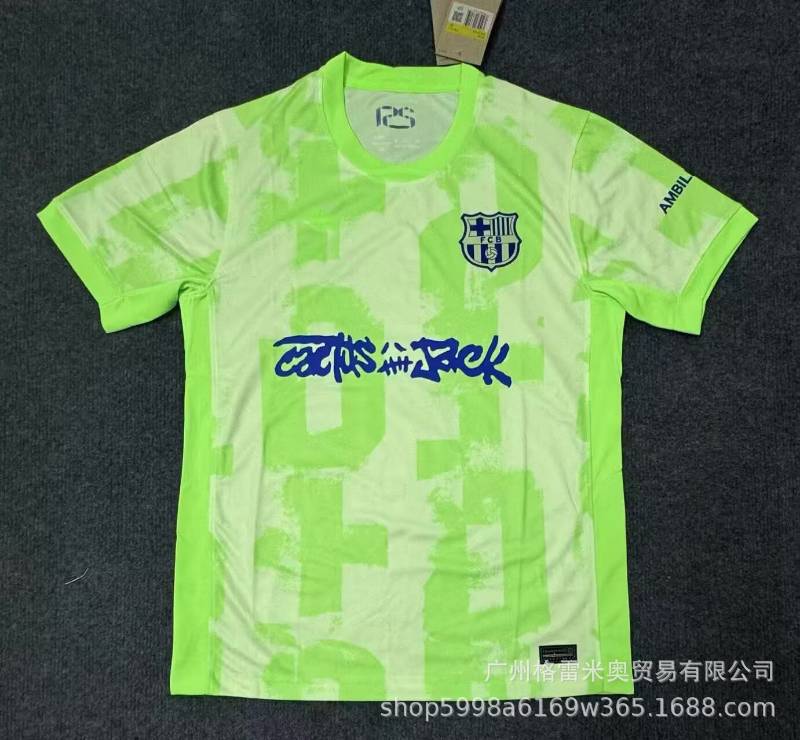 FC Barcelona x Travis Scott Third image 6