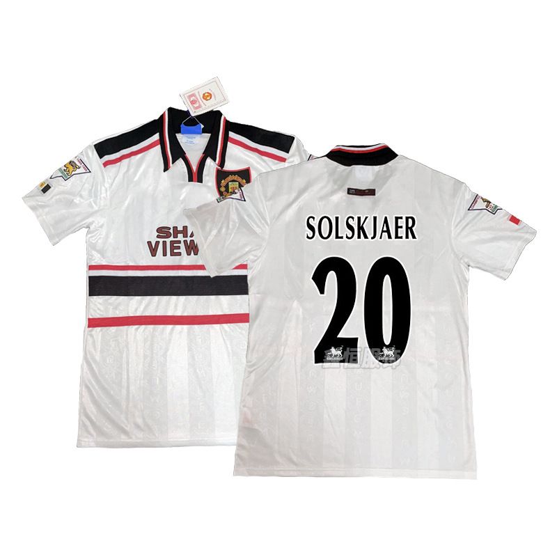 Manchester United Season 98/99 image 22