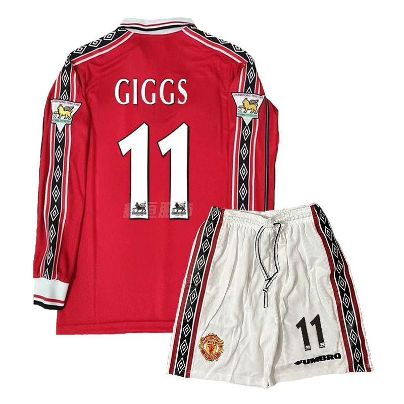 Manchester United Season 98/99 image 15