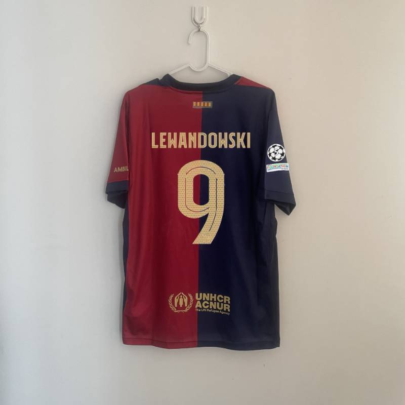 FC Barcelona 24/25 image 8