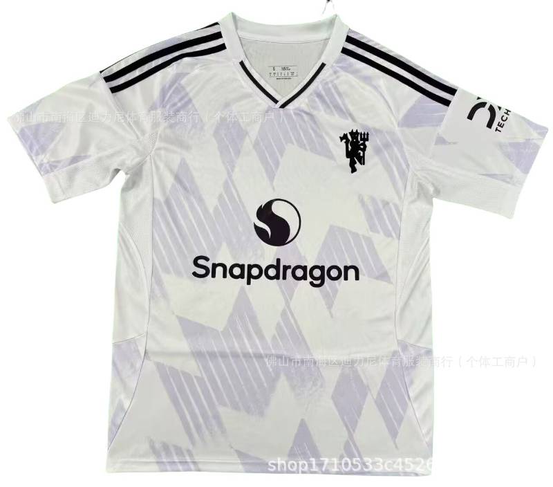 Manchester United 25/26 image 4