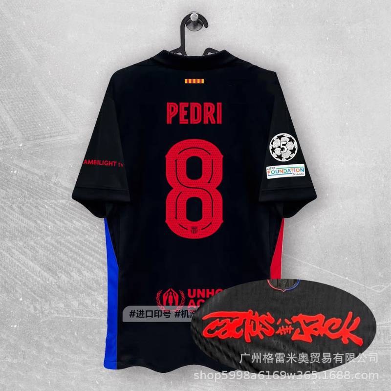 FC Barcelona x Travis Scott Away image 6