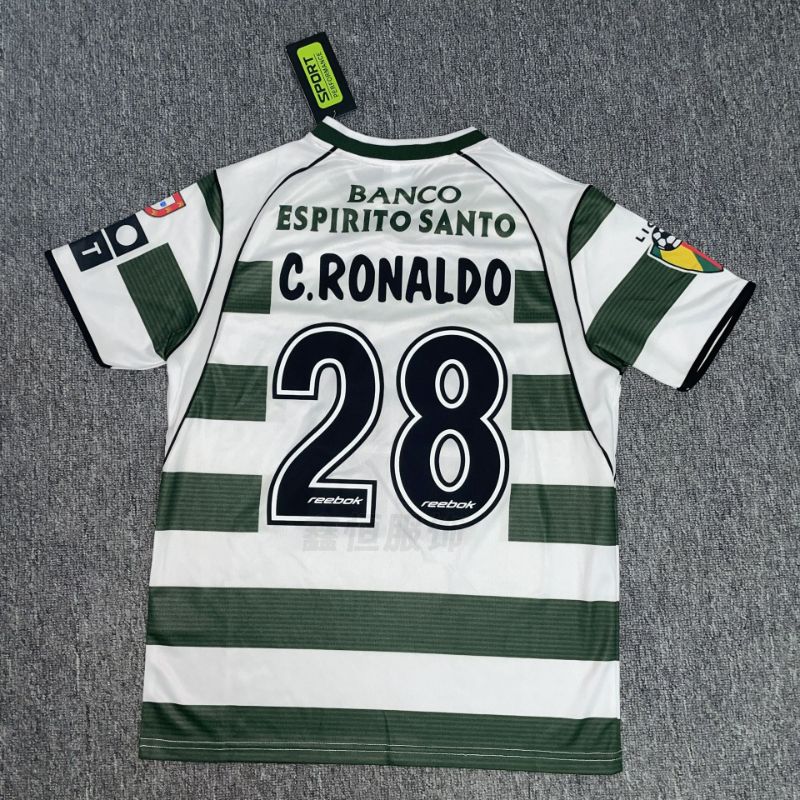 Sporting CP Season 02/03 image 2