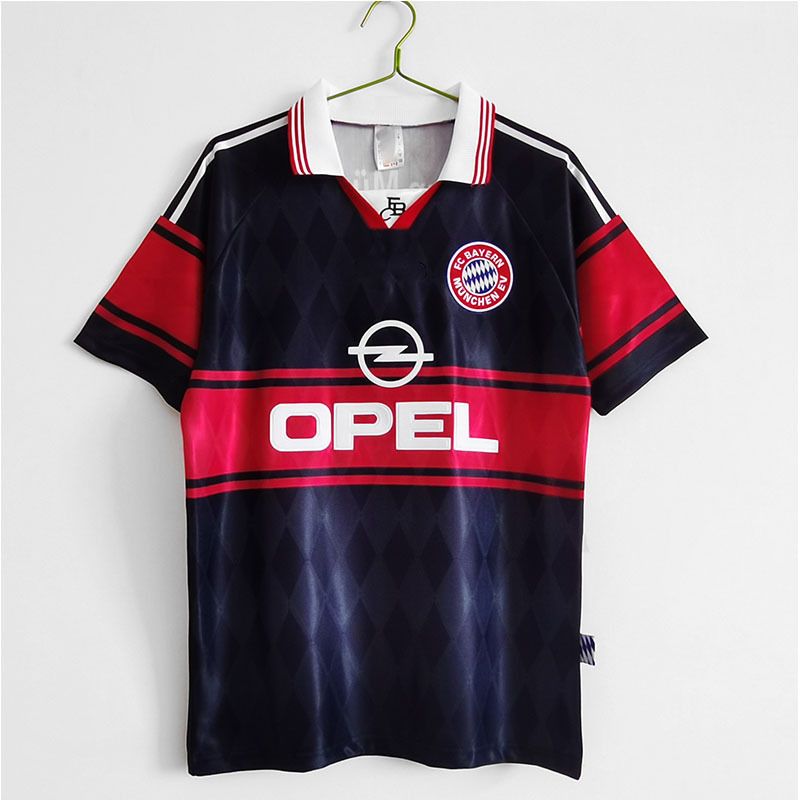 Bayern München Season 98/99 image 2