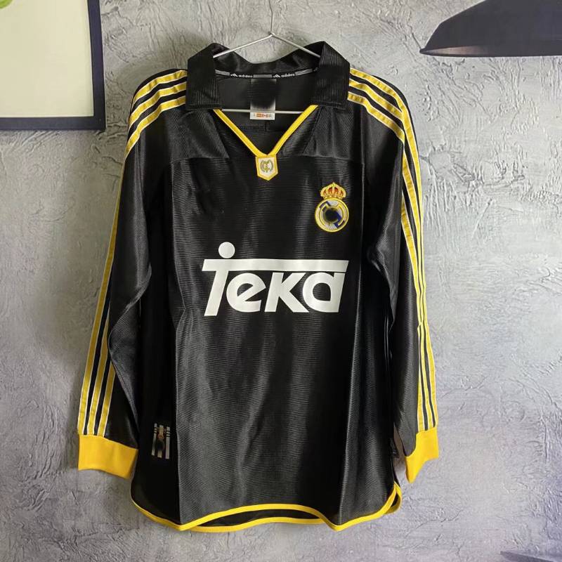 Real Madrid Season 99/00 image 3