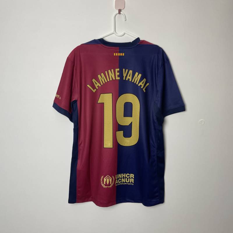 FC Barcelona 24/25 image 4