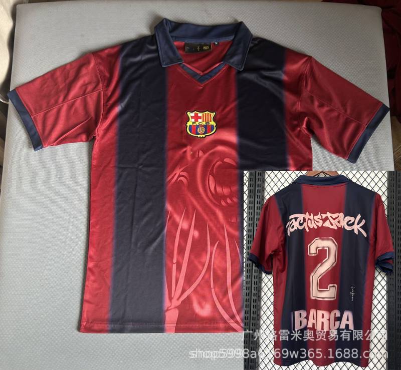 FC Barcelona x Travis Scott Retro image 2