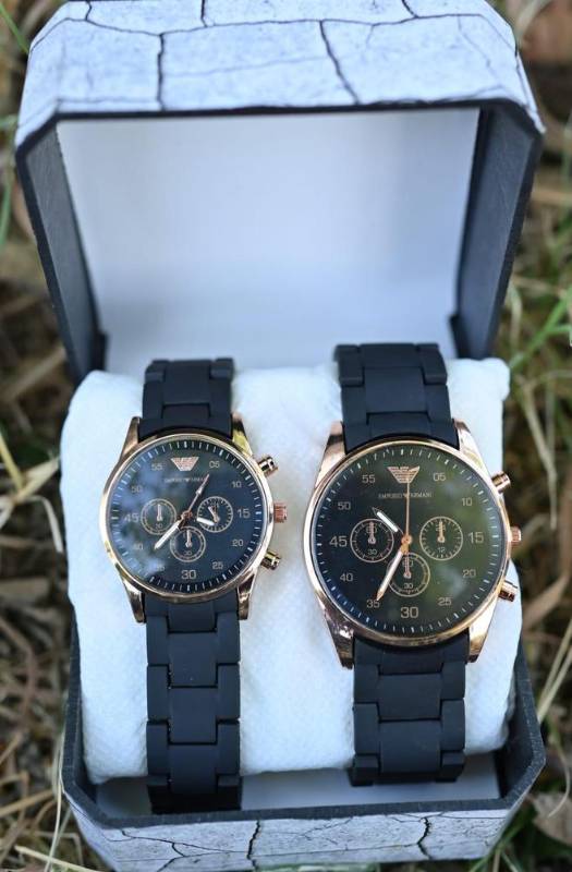 couple watch black