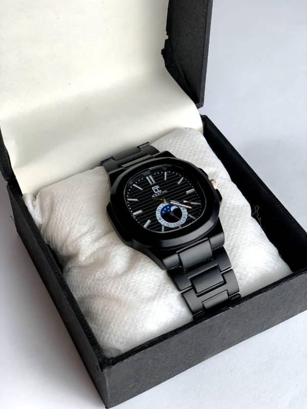 stylist 6branded analogue watch ⌚
