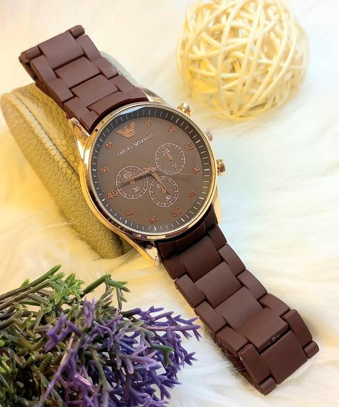 Man casual brand watch