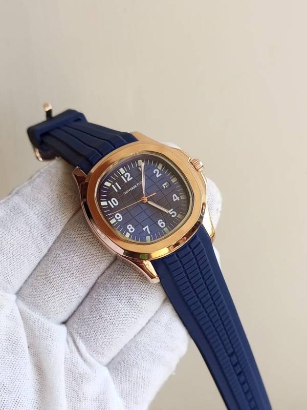 1 man casual watch