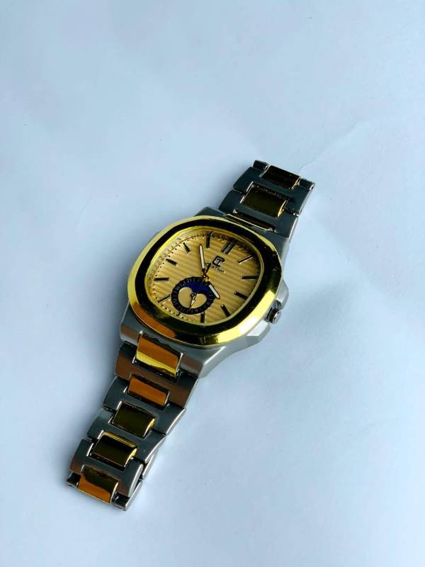 Man's 1formal analogue watch