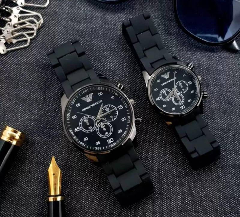 couple watch black
