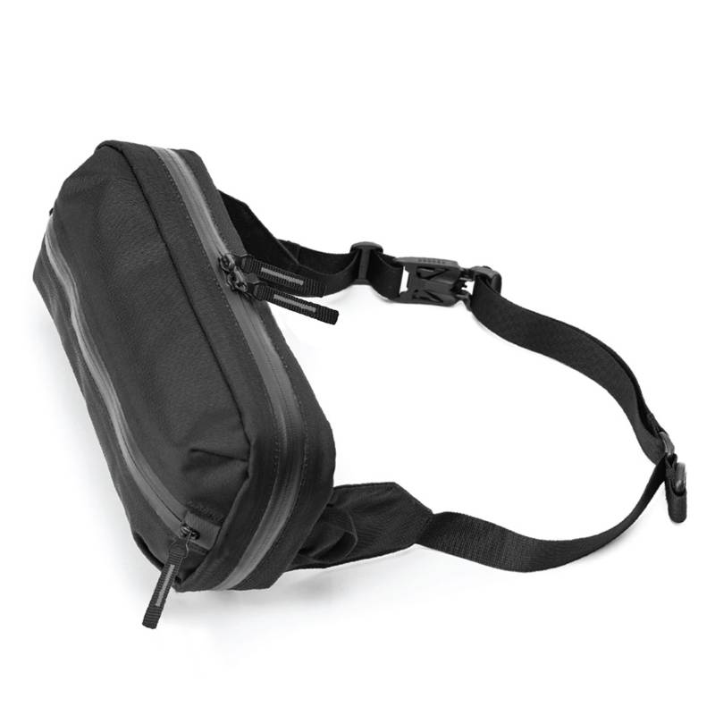 travelXOXO Tech Fanny Pack