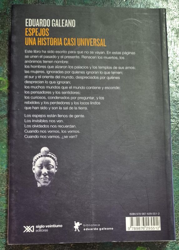 Espejos una historia casi universal