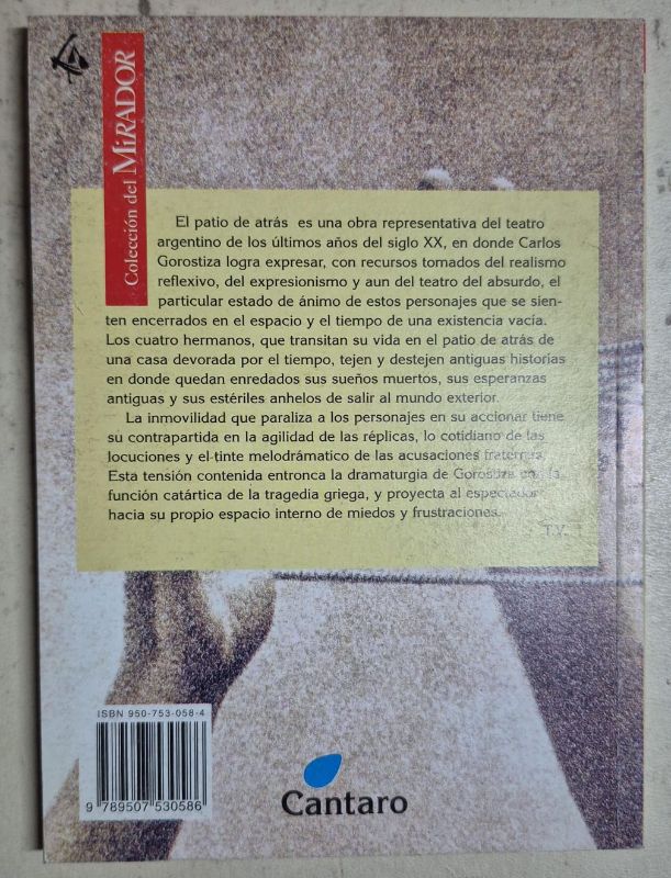 El patio de atrás / Mirador