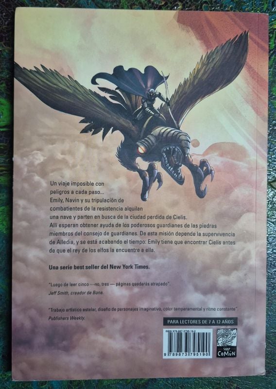 Amuleto Libro tres Los buscadores de nubes