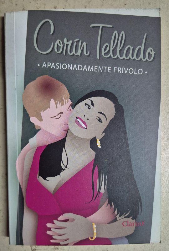 Apasionadamente frívolo