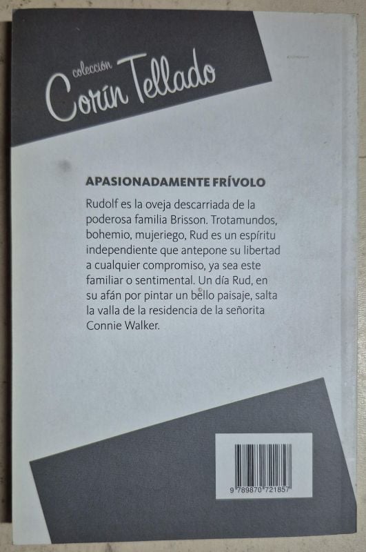 Apasionadamente frívolo