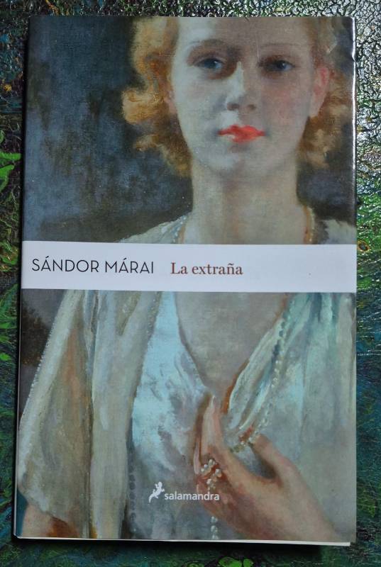La extraña
