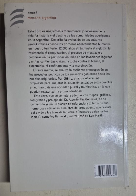 Nuestros paisanos los indios