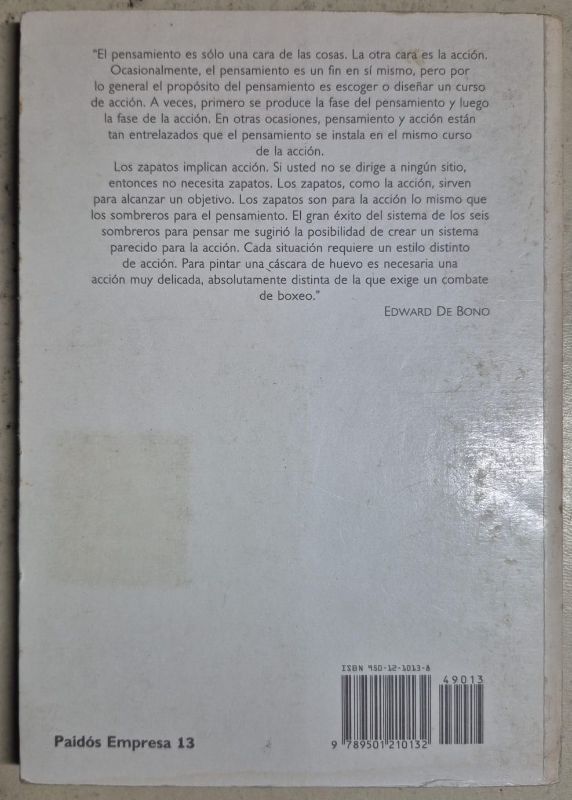 Seis pares de zapatos para la acción