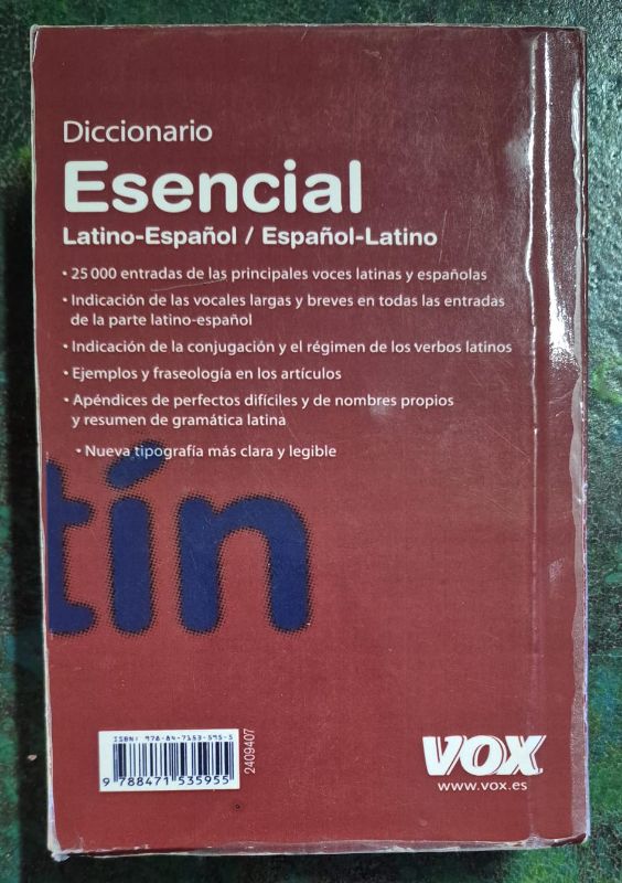 Diccionario Esencial Latino - Español