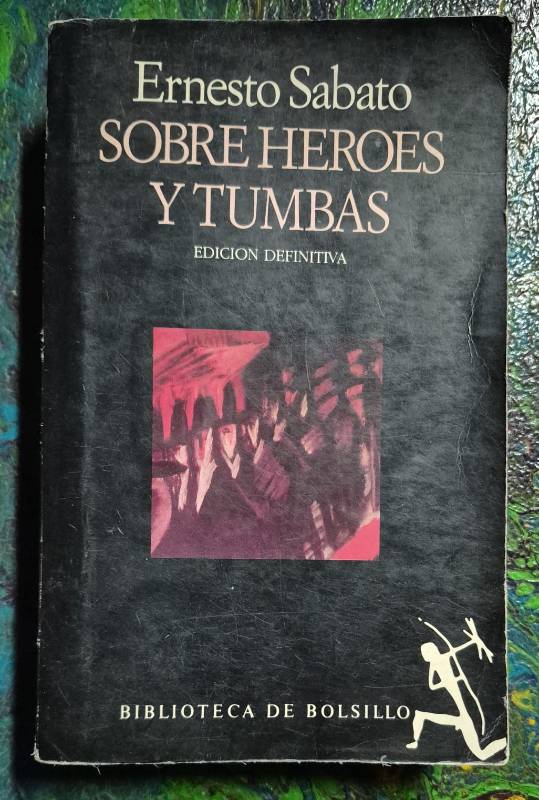 Sobre heroes y tumbas