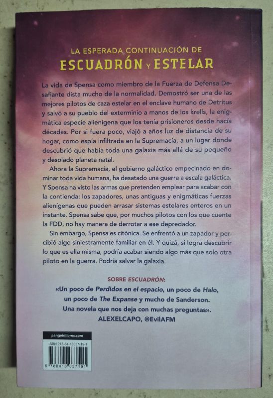 Citónica El tercer libro de Escuadrón
