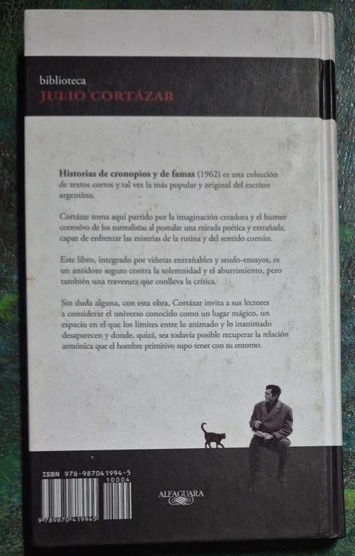 Biblioteca Julio Cortázar / Historias de cronopios y de famas