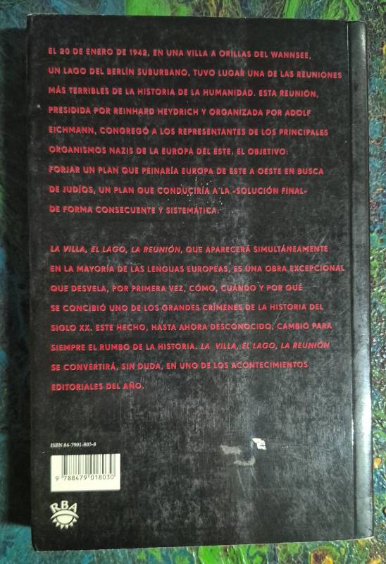 La villa, el lago, la religión