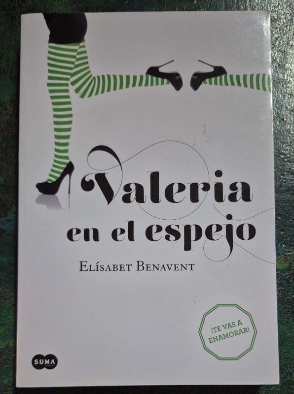 Valeria en el espejo